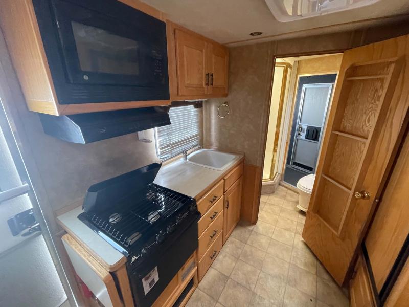 used Horse Trailers SilverLite Trailers  for sale, in Walla Walla, WA Thumbnail 48