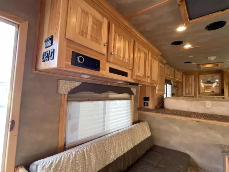 used Horse Trailers Featherlite  for sale, in Walla Walla, WA Thumbnail 8