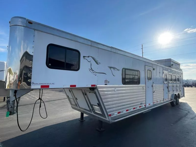 used Horse Trailers Integrity Trailers  for sale, in Walla Walla, WA Thumbnail 7