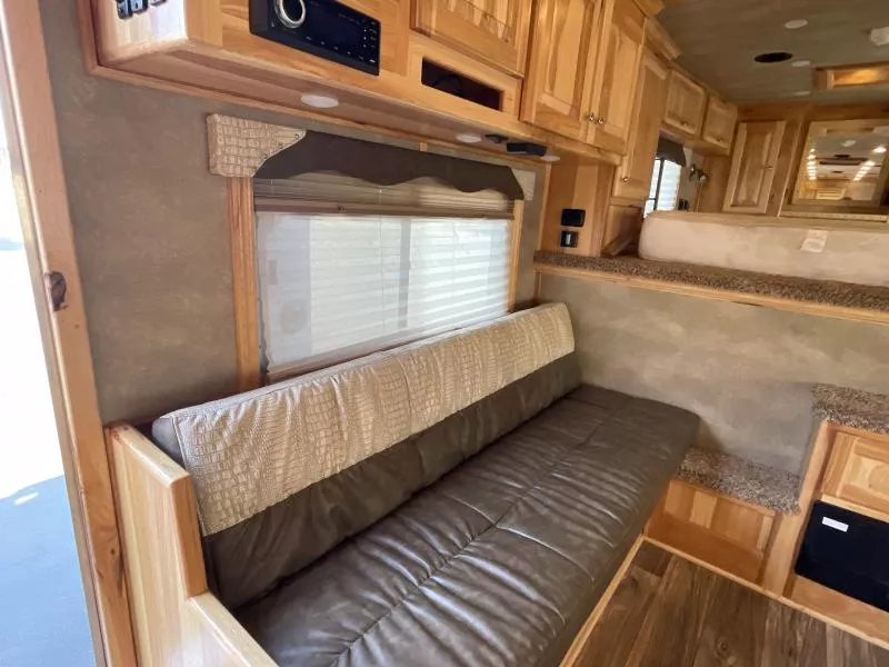 used Horse Trailers Featherlite  for sale, in Walla Walla, WA Thumbnail 7
