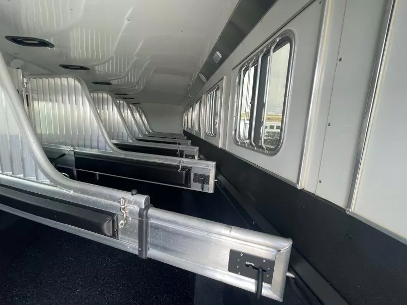 used Horse Trailers 4-Star Trailers  for sale, in Walla Walla, WA Thumbnail 17