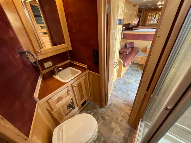 used Horse Trailers Platinum Coach  for sale, in Walla Walla, WA Thumbnail 38