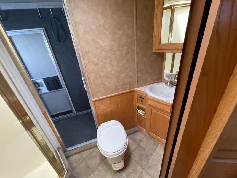 used Horse Trailers SilverLite Trailers  for sale, in Walla Walla, WA Thumbnail 53