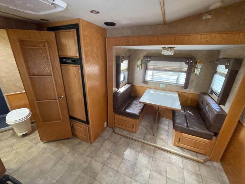 used Horse Trailers SilverLite Trailers  for sale, in Walla Walla, WA Thumbnail 47