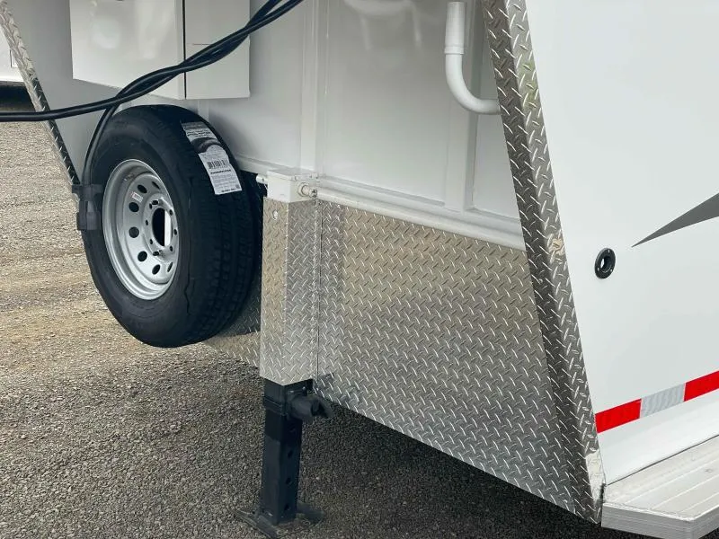 new Stock / Stock Combo Trailers Trails West Manufacturing  for sale, in Walla Walla, WA Thumbnail 3