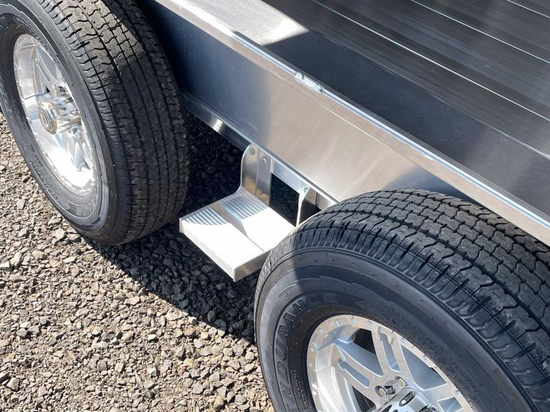 new Car Haulers / Racing Trailers Featherlite  for sale, in Walla Walla, WA Thumbnail 9