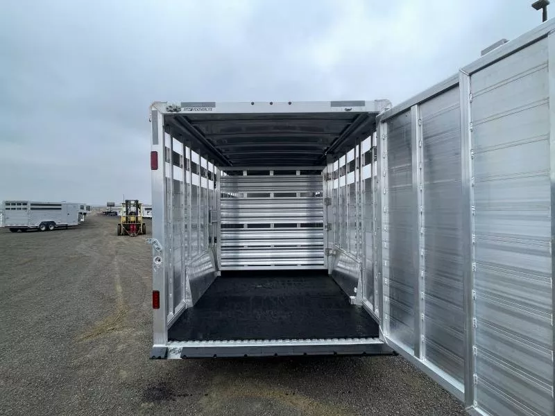 new Horse Trailers Featherlite  for sale, in Walla Walla, WA Thumbnail 8