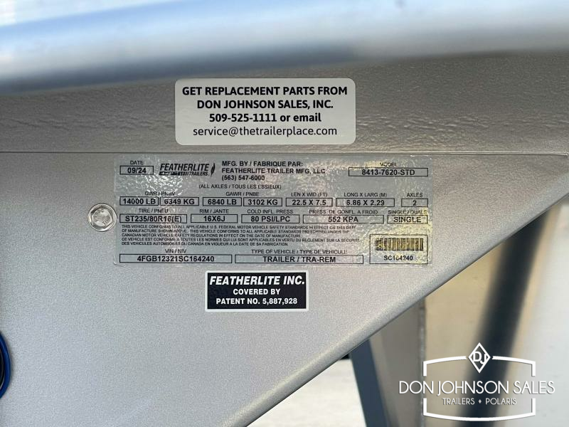 Featherlite 8413 20' 4H GN Horse Trailer w/Premier Tack