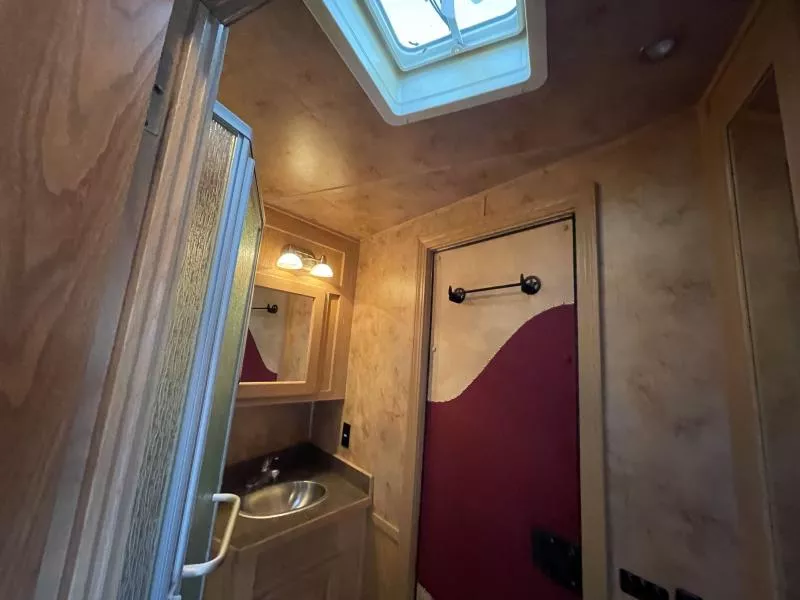 used Horse Trailers Featherlite  for sale, in Walla Walla, WA Thumbnail 17