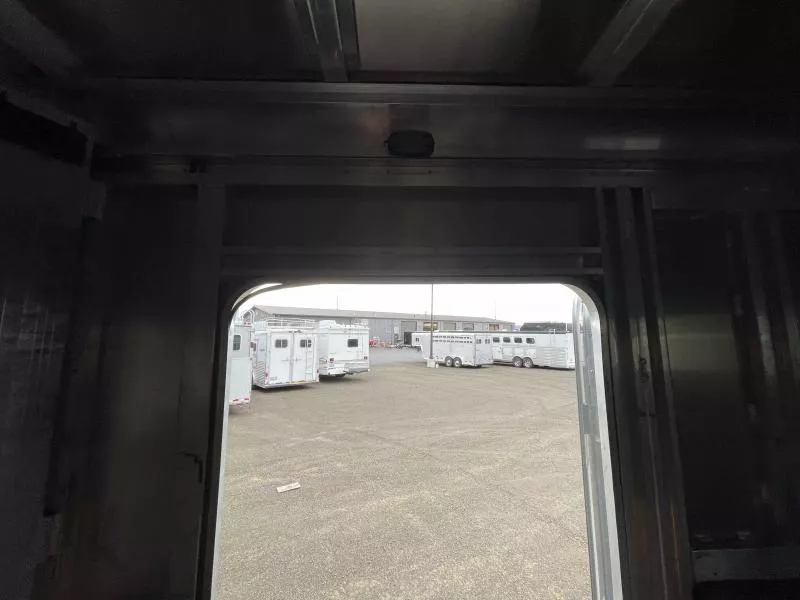 used Horse Trailers Featherlite  for sale, in Walla Walla, WA Thumbnail 13