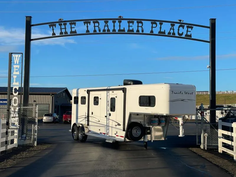 2026 Trails West Classic 2H 7x7 LQ GN w/ Sidetack