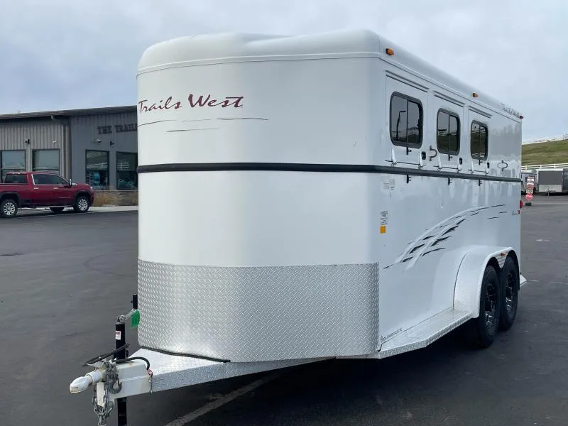 used Horse Trailers Trails West Manufacturing  for sale, in Walla Walla, WA Thumbnail 3