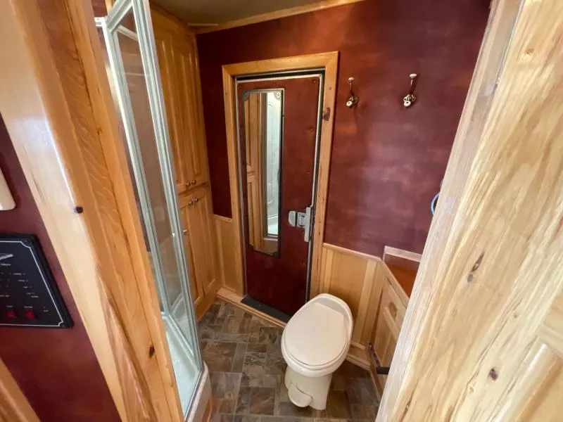 used Horse Trailers Platinum Coach  for sale, in Walla Walla, WA Thumbnail 34