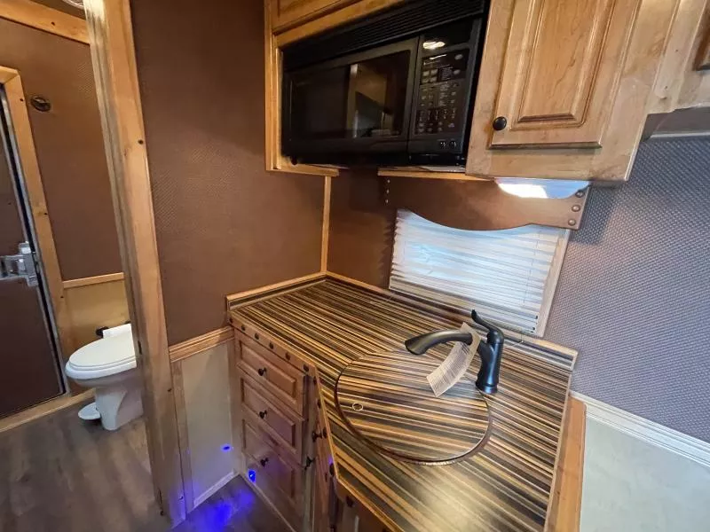 used Stock / Stock Combo Trailers Platinum Coach  for sale, in Walla Walla, WA Thumbnail 45