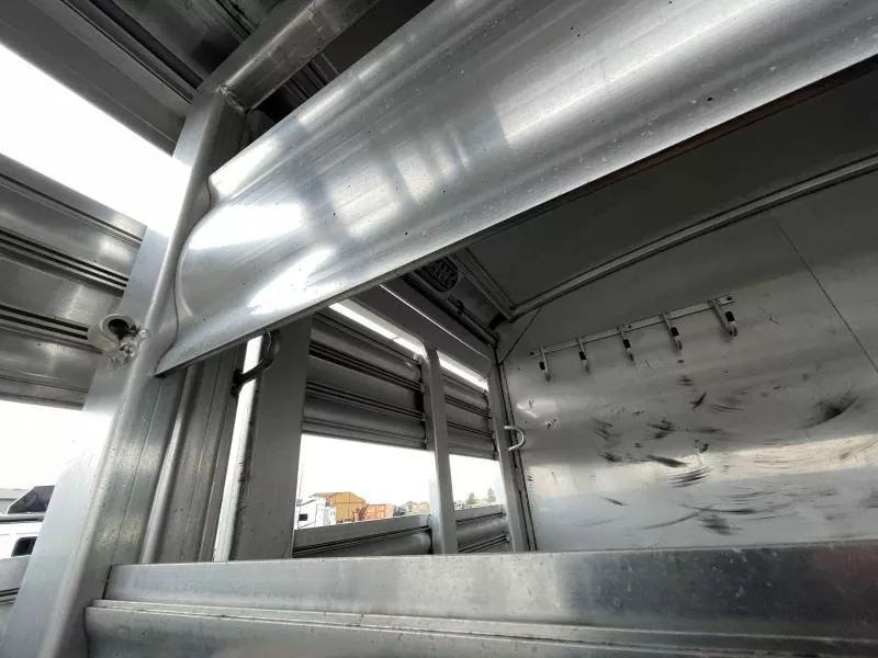 used Stock / Stock Combo Trailers Platinum Coach  for sale, in Walla Walla, WA Thumbnail 15