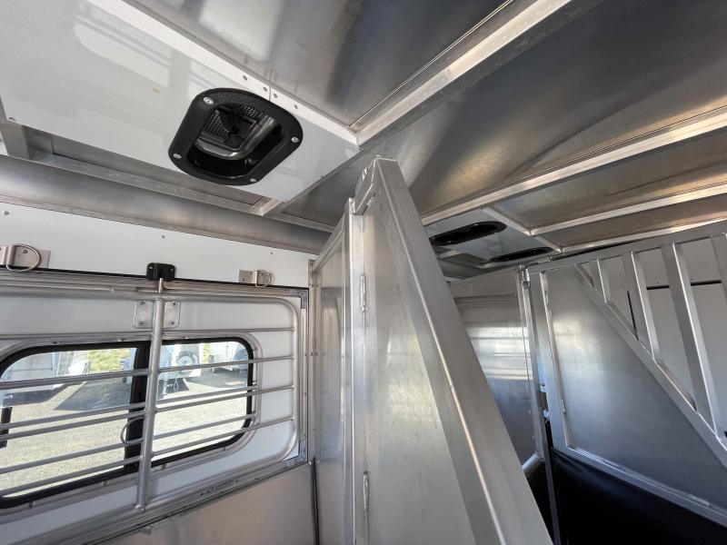 used Horse Trailers Sundowner Trailers  for sale, in Walla Walla, WA Thumbnail 26