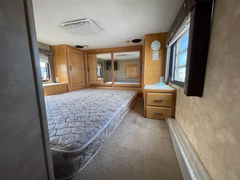 used Horse Trailers SilverLite Trailers  for sale, in Walla Walla, WA Thumbnail 42