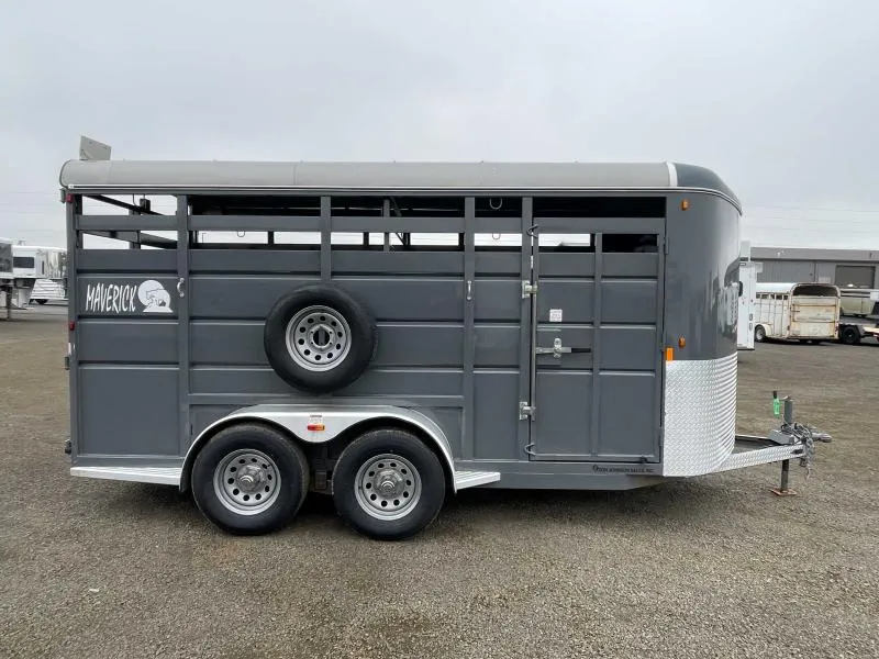 used Horse Trailers C & B Quality Trailers  for sale, in Walla Walla, WA Thumbnail 27