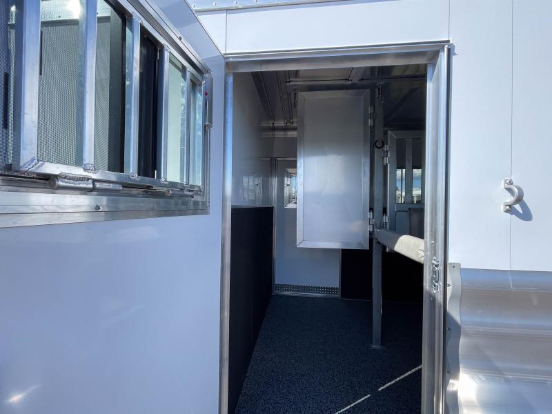 new Horse Trailers Featherlite  for sale, in Walla Walla, WA Thumbnail 7