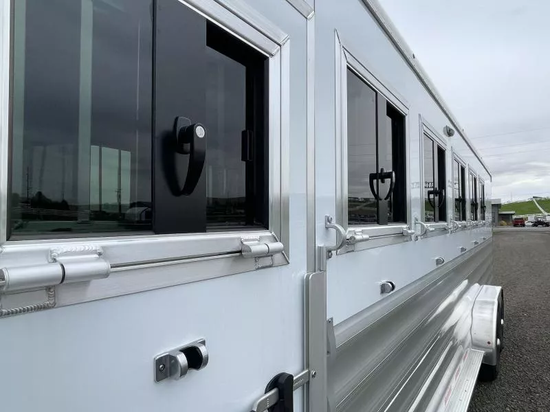 new Horse Trailers Featherlite  for sale, in Walla Walla, WA Thumbnail 14