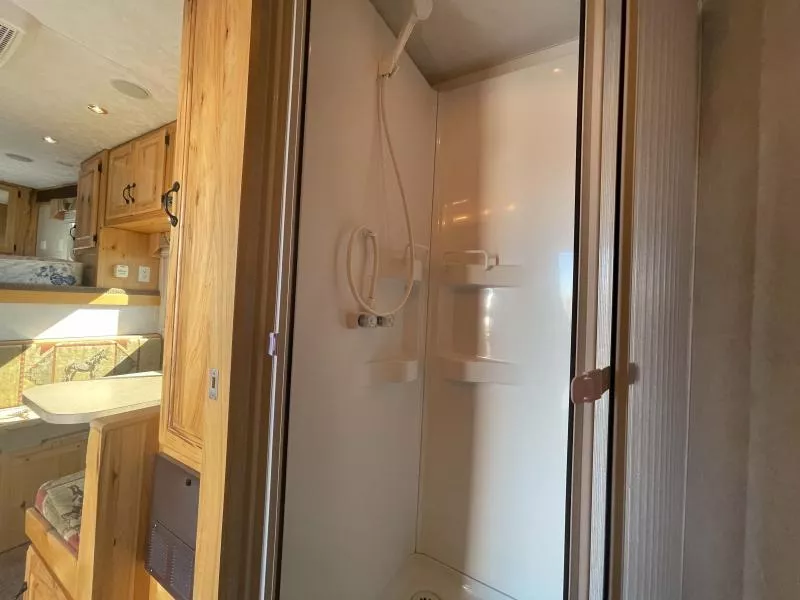used Horse Trailers Featherlite  for sale, in Walla Walla, WA Thumbnail 19
