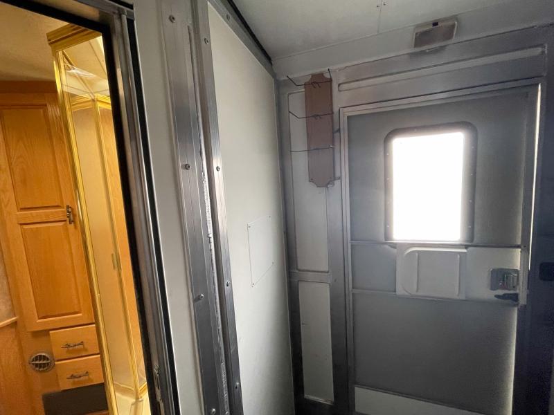 used Horse Trailers SilverLite Trailers  for sale, in Walla Walla, WA Thumbnail 55