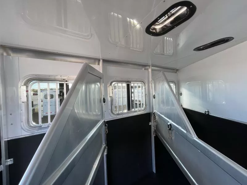 used Horse Trailers Featherlite  for sale, in Walla Walla, WA Thumbnail 13