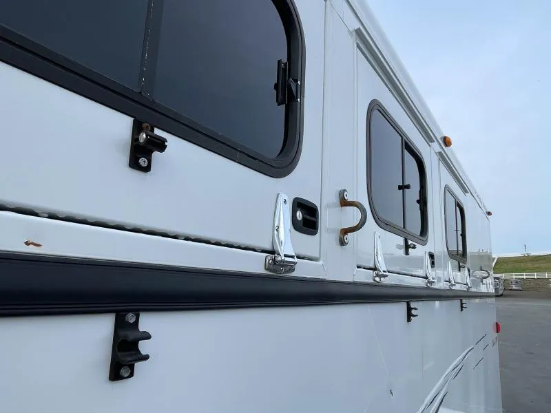 used Horse Trailers Trails West Manufacturing  for sale, in Walla Walla, WA Thumbnail 4