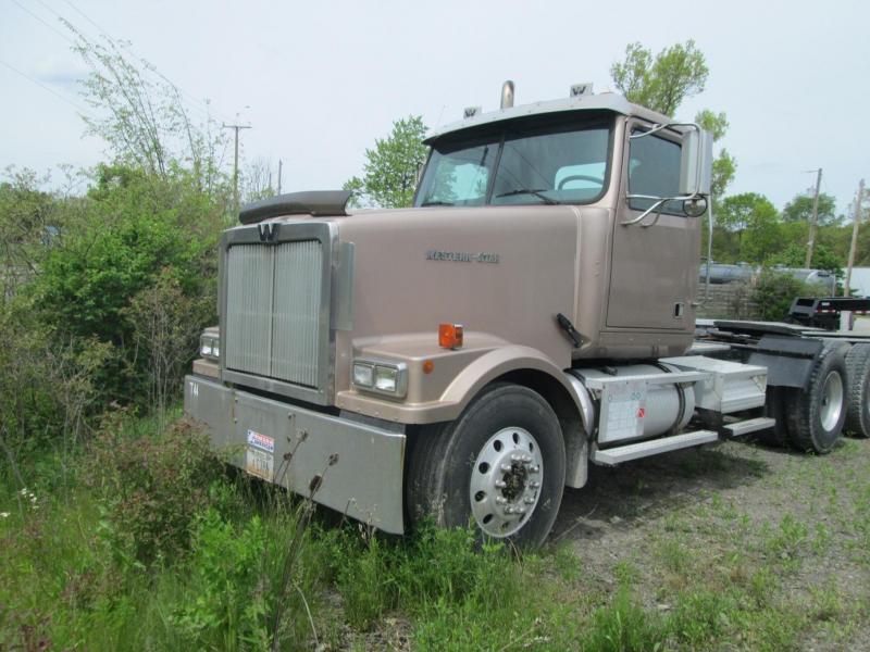 1999 Western Star daycab Truck 1999 Western Star daycab Truck