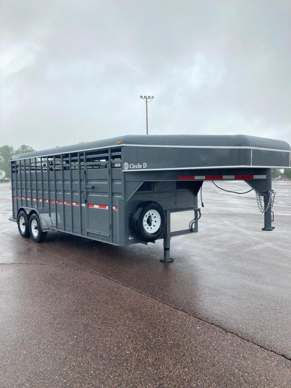 2021 Circle D 6'8" x 24' Livestock Trailer 2021 Circle D 6'8" x 24' Livestock Trailer
