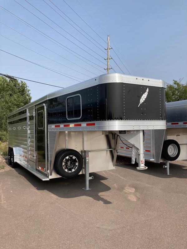 2021 Featherlite 7' x 24' 8413 Livestock Trailer 2021 Featherlite 7' x 24' 8413 Livestock Trailer