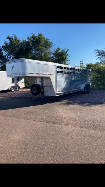 2006 Featherlite 7'x24' 8127 Stock Trailer Livestock Trailer 2006 Featherlite 7'x24' 8127 Stock Trailer Livestock Trailer