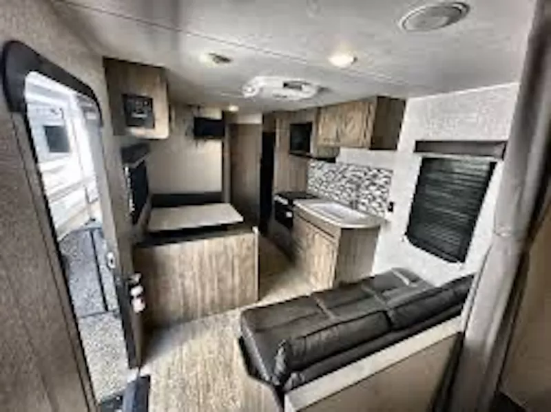 used Travel Trailers Dutchmen RV Dutchmen for sale, in Thornton, CO Thumbnail 6