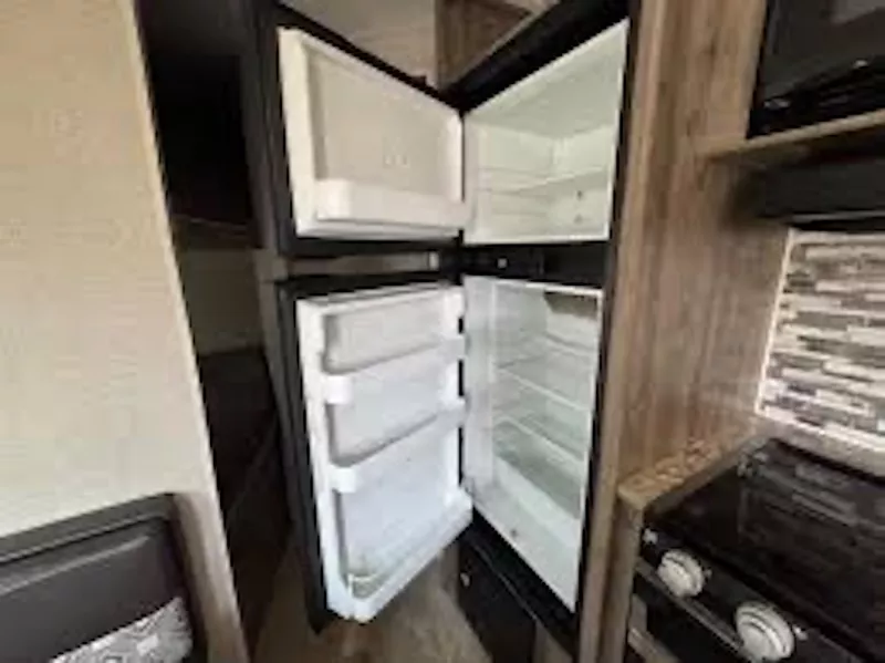used Travel Trailers Dutchmen RV Dutchmen for sale, in Thornton, CO Thumbnail 8