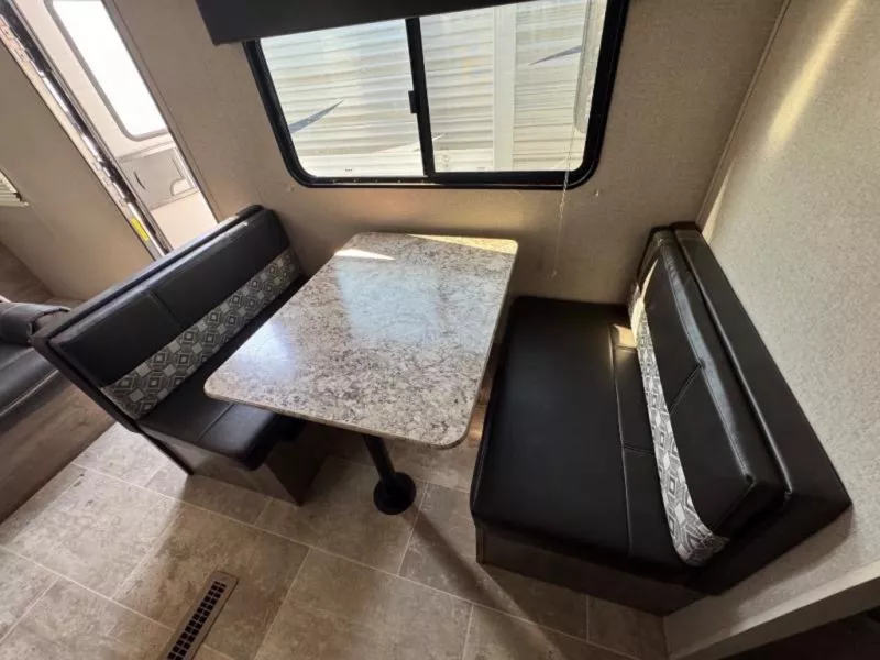 used Travel Trailers Dutchmen RV Dutchmen for sale, in Thornton, CO Thumbnail 4