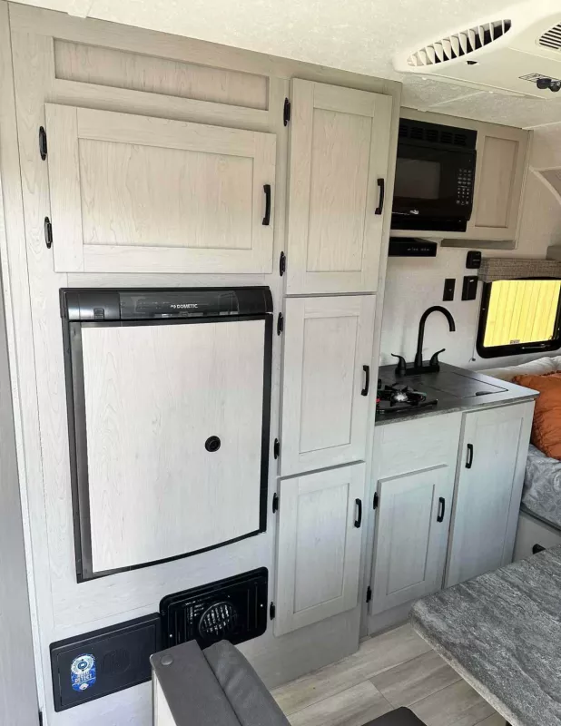 used Travel Trailers Viking RV Viking Saga for sale, in Lake Cowichan, BC Thumbnail 10