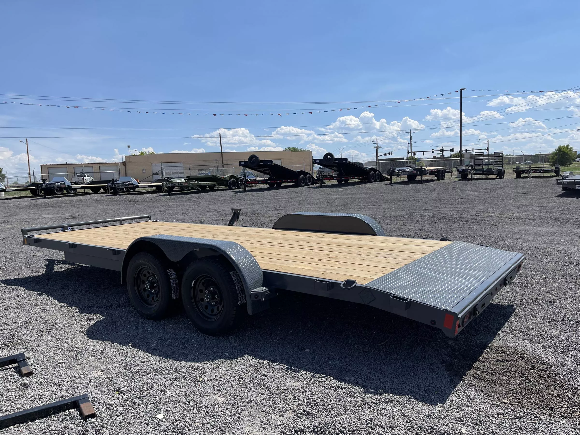 used Car Haulers / Racing Trailers Lamar Trailers  for sale, in Pueblo, CO Thumbnail 3