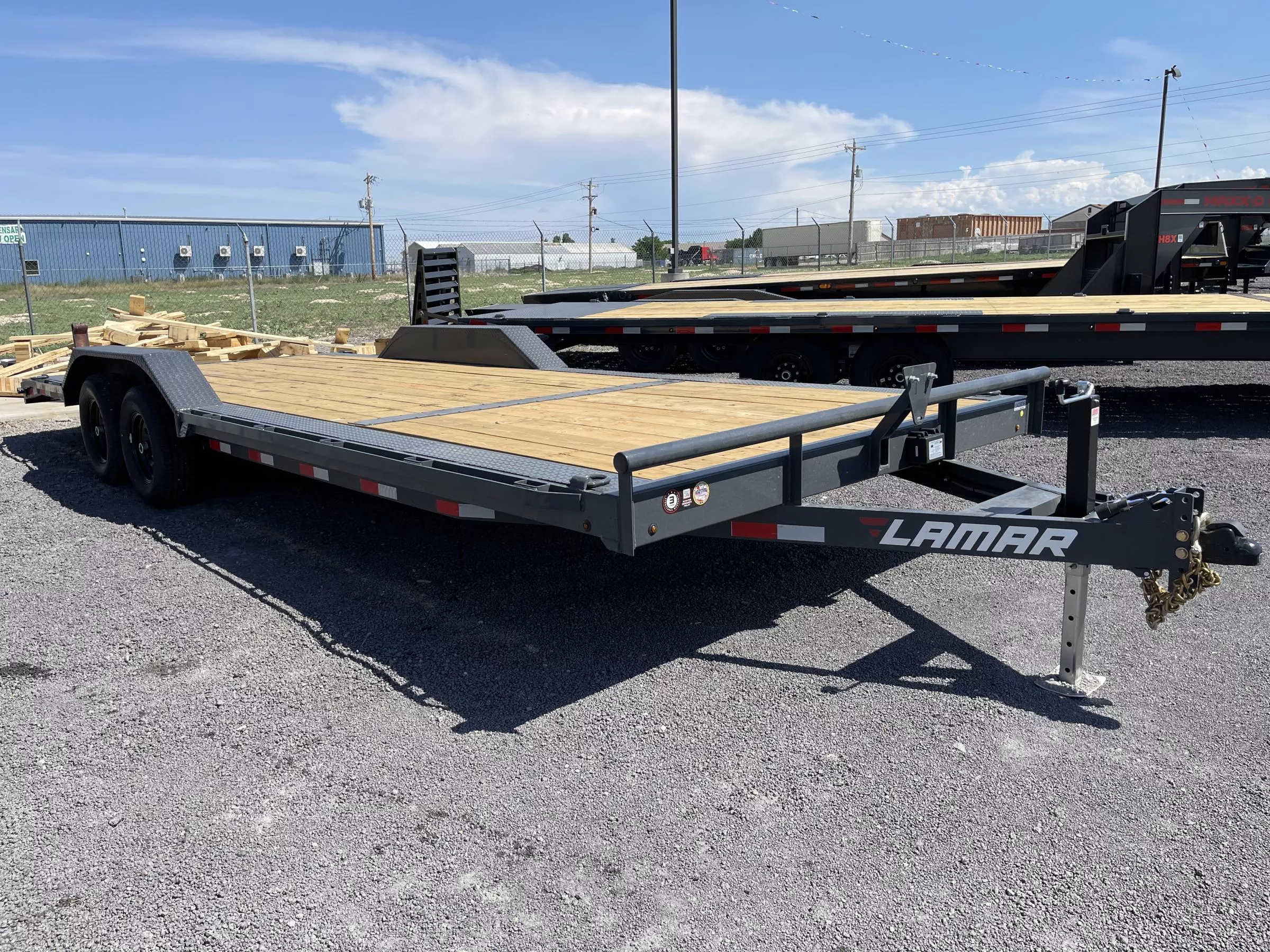 used Car Haulers / Racing Trailers Lamar Trailers  for sale, in Pueblo, CO Thumbnail 2