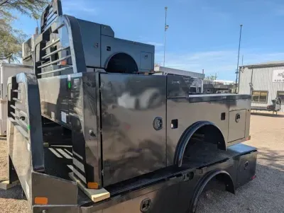 2026 Norstar 90"X9'4"X60" Cab & Chassis SD Service Deck 