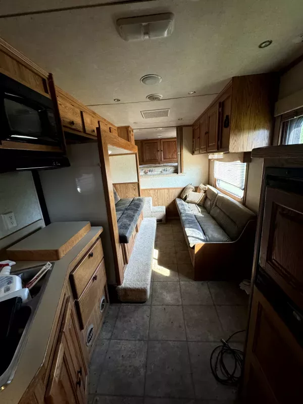 used Horse Trailers CM  for sale, in Mc Kean, PA Thumbnail 15