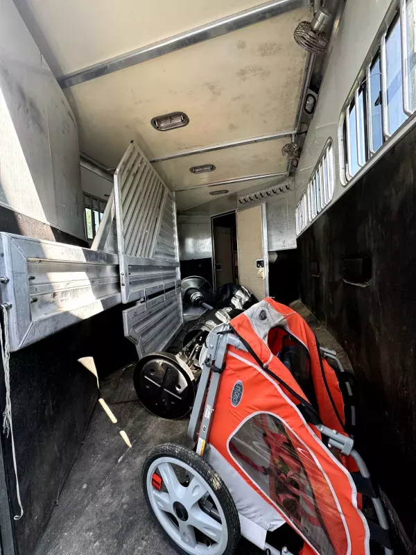 used Horse Trailers CM  for sale, in Mc Kean, PA Thumbnail 16