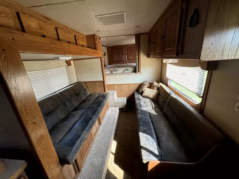 used Horse Trailers CM  for sale, in Mc Kean, PA Thumbnail 7