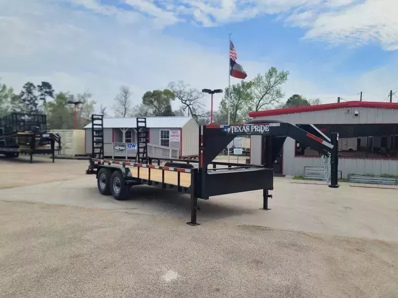 TEXAS PRIDE 7X20 GOOSENECK LOWBOY EQUIPMENT TRAILER WITH A 16,000 GVWR