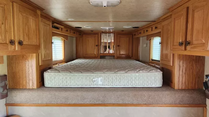 used Horse Trailers Featherlite  for sale, in Nichols, IA Thumbnail 2