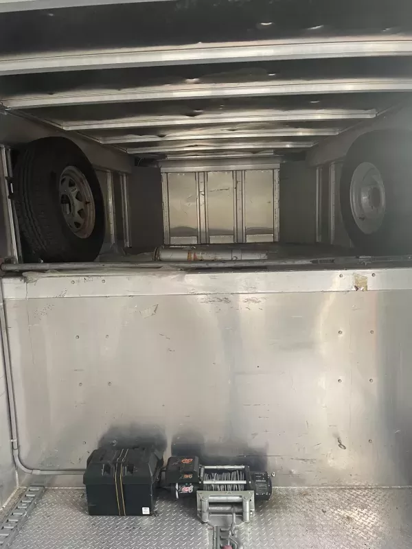 used Car Haulers / Racing Trailers Featherlite  for sale, in Valley View, TX Thumbnail 5