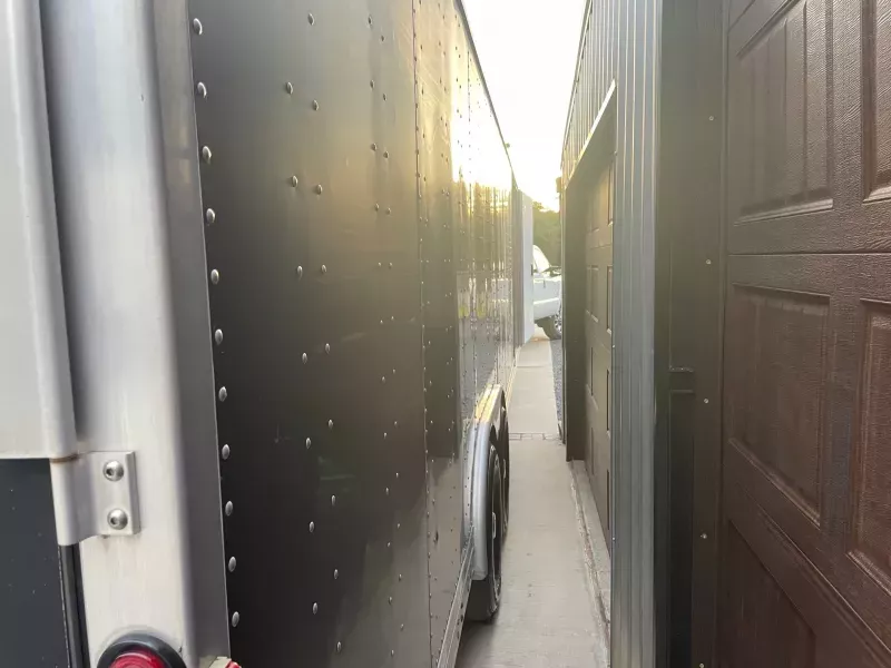 used Car Haulers / Racing Trailers Featherlite  for sale, in Valley View, TX Thumbnail 2