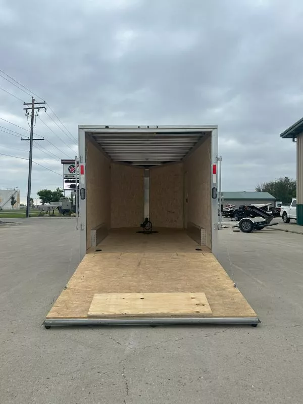 used Cargo (Enclosed) Trailers E-Z Hauler  for sale, in West Fargo, ND Thumbnail 9