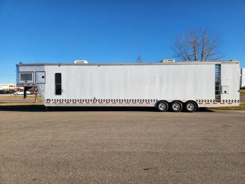 used Cargo (Enclosed) Trailers Featherlite  for sale, in West Fargo, ND Thumbnail 8