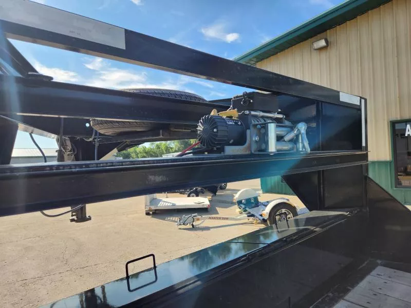 used Equipment / Flatbed Trailers Load Trail  for sale, in West Fargo, ND Thumbnail 9