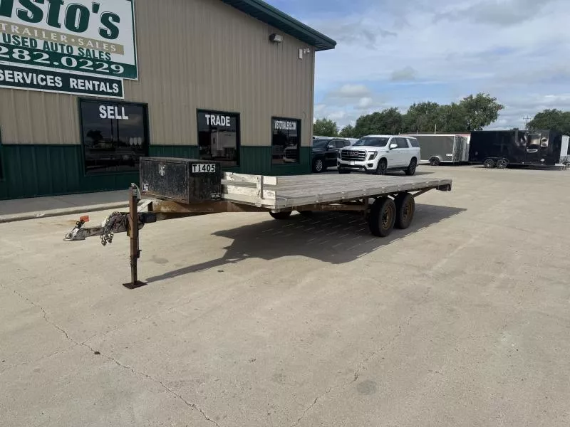 used Equipment / Flatbed Trailers Metz Company  for sale, in West Fargo, ND image-0